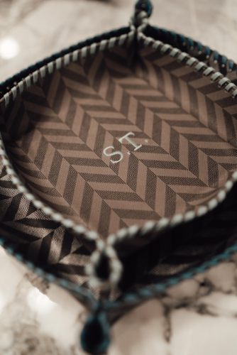 Corporate custom leather gifts and accessories